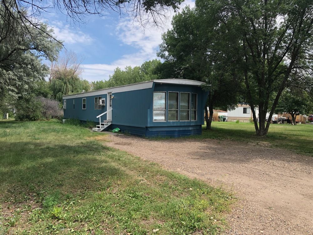 Casitas Del Rio: 1217 W Bell St, Glendive, MT 59330
